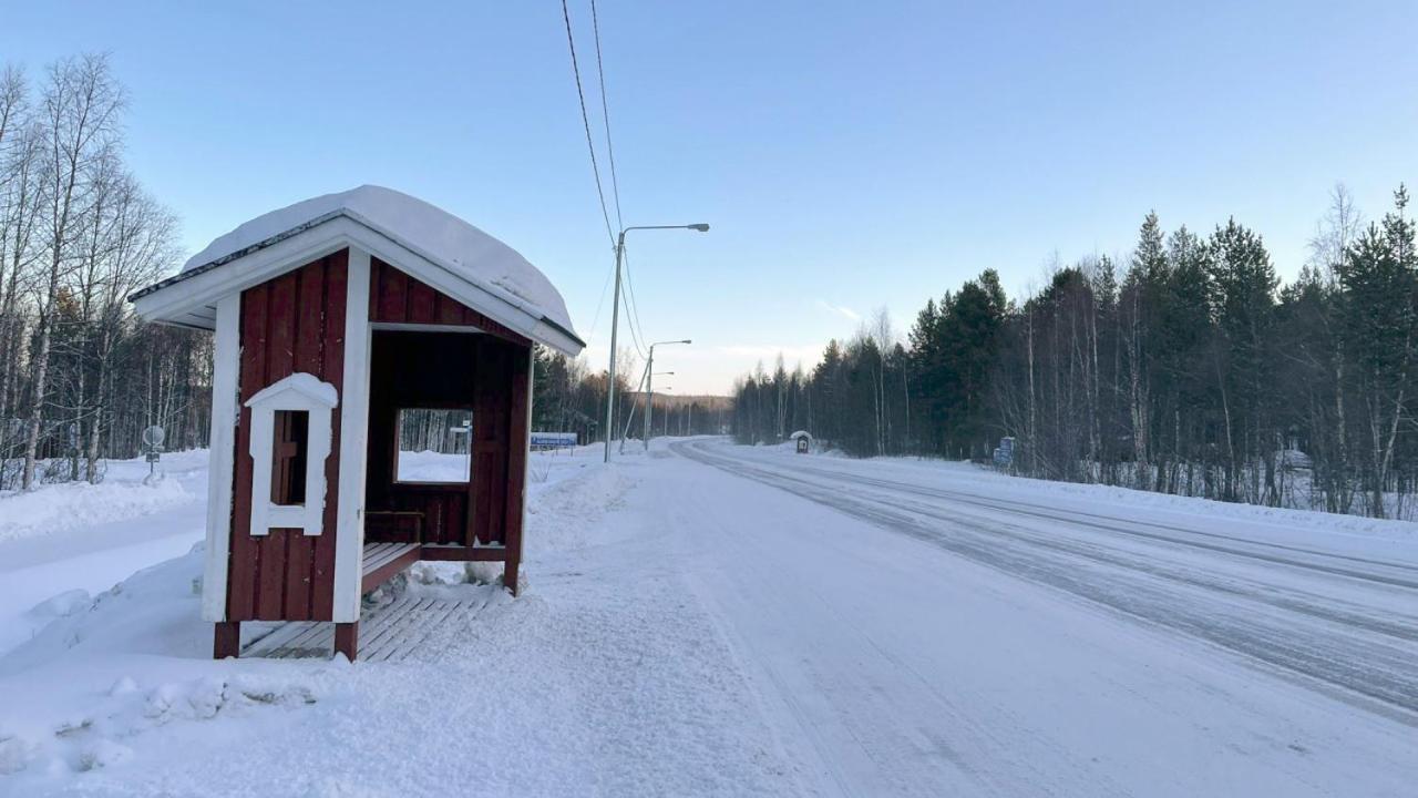 Kuukkeli Ivalo Airport Inn Екстериор снимка