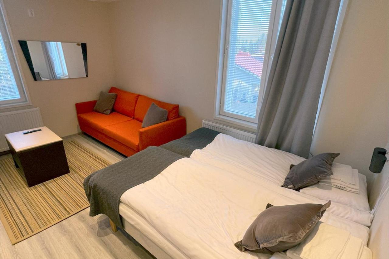 Kuukkeli Ivalo Airport Inn Стая снимка