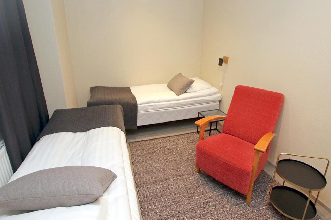 Kuukkeli Ivalo Airport Inn Стая снимка
